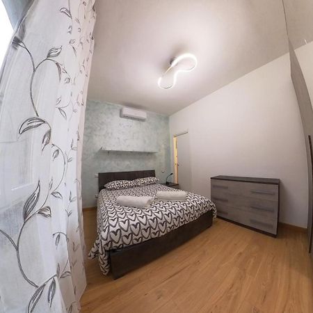 N&Ghomesweethome Raffaelloelegante Appartamento Ideale Casa Vacanze Affari ميلان المظهر الخارجي الصورة