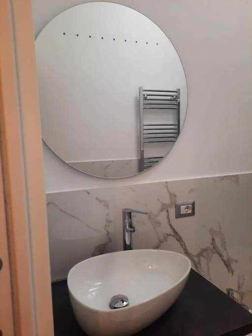 N&Ghomesweethome Raffaelloelegante Appartamento Ideale Casa Vacanze Affari ميلان المظهر الخارجي الصورة