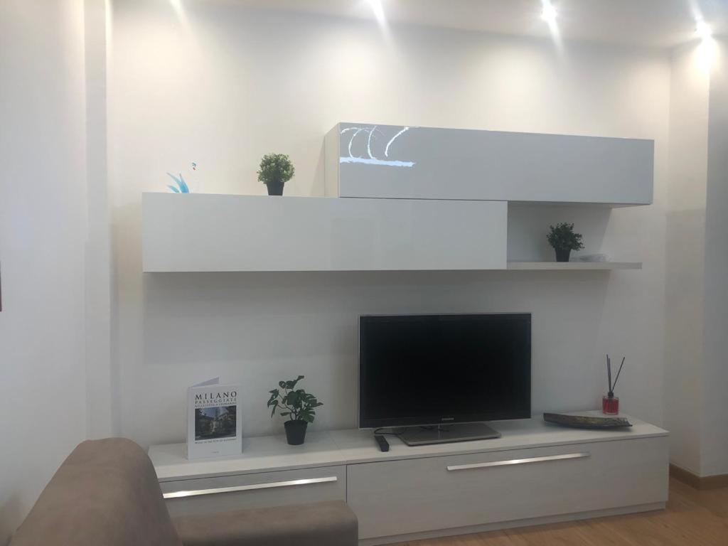 N&Ghomesweethome Raffaelloelegante Appartamento Ideale Casa Vacanze Affari ميلان المظهر الخارجي الصورة
