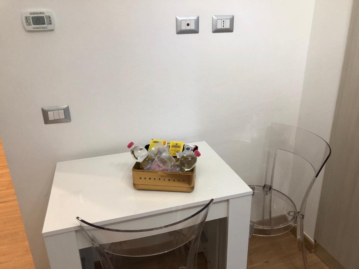 N&Ghomesweethome Raffaelloelegante Appartamento Ideale Casa Vacanze Affari ميلان المظهر الخارجي الصورة